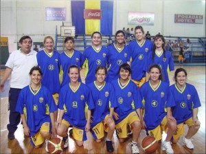 09 Mitre femenino 300x224 Racing y Mitre ganaron por el Integración