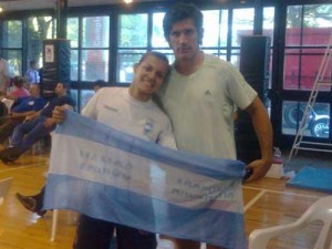 10 Claudia Cabrera y Cristian Báez 300x225 Claudia Cabrera campeona de lucha libre