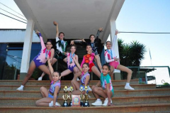 aeróbica Karla Sosa 240x159 Misioneros al Nacional de Aeróbica