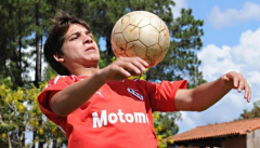 Martín Benítez en Posadas 240x137 Pura sangre de potrero