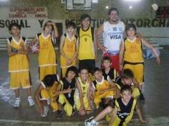 Terrazas de Posadas 240x179 Terrazas también necesita una cancha cubierta