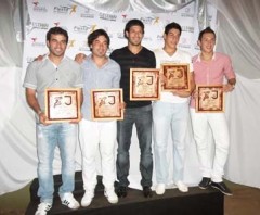 eldoradenses juntos en las fiestas 240x198 Futbolistas eldoradenses en la fiesta deportiva