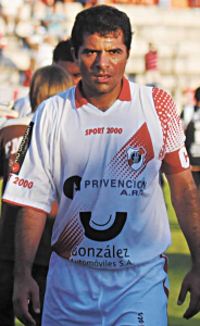 Lucas Ramos 184x300 Con Salvatierra pero sin Ramos ante For Ever