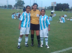 Tamara estela Álvarez de Olivera y Cecilia 240x179 Tamara Maciel y Cecilia López al Sudamericano