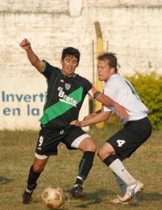 Troche El Brete 232x300 El Brete jugará el Clausura de la Primera B
