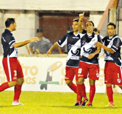festejo Guaraní vs San Martín 240x225 Amo y señor