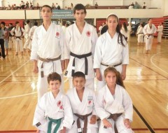 karatecas seleccionados 240x190 Cuatro karatecas misioneros a la selección