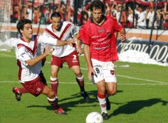 douglas 240x175 Douglas ganó en Rosario y sigue puntero