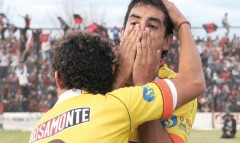 llanto jugadores Crucero 240x143 “Un golpe muy duro, la ilusión era enorme”